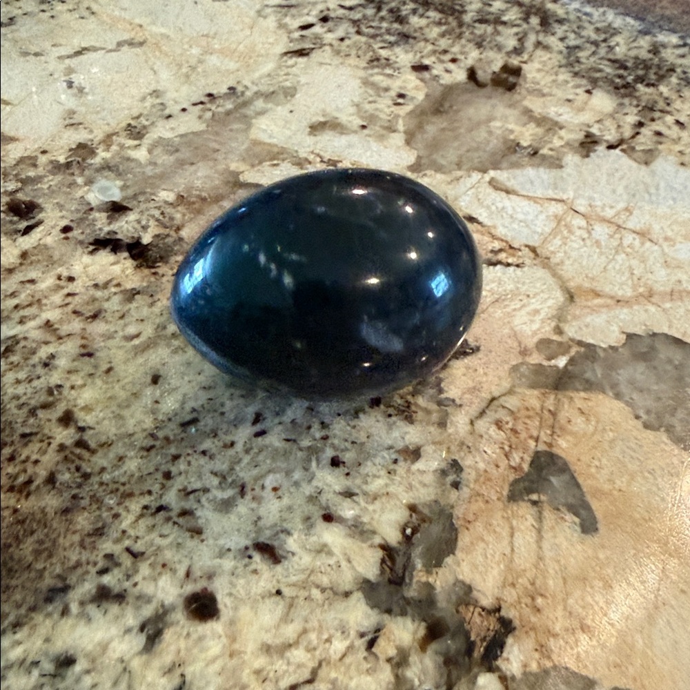 Polished Decorative Stone Egg Collection (6) - Mixed Natural Colors - Picture 4 of 7